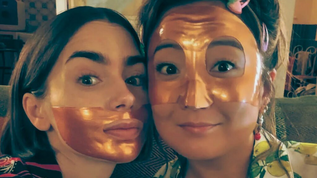 Lily Collins Cried Filming Emily in Paris