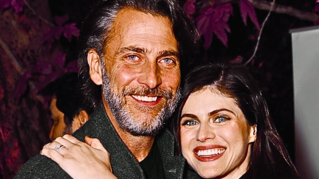 Alexandra Daddario And Andrew Form Split